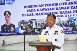 Bimbingan Teknis Life Skill bagi masyarakat kawasan rawan tanaman terlarang di Provinsi Sumatera Utara Bimbingan Teknis Life Skill bagi masyarakat kawasan rawan tanaman terlarang di Provinsi Sumatera Utara